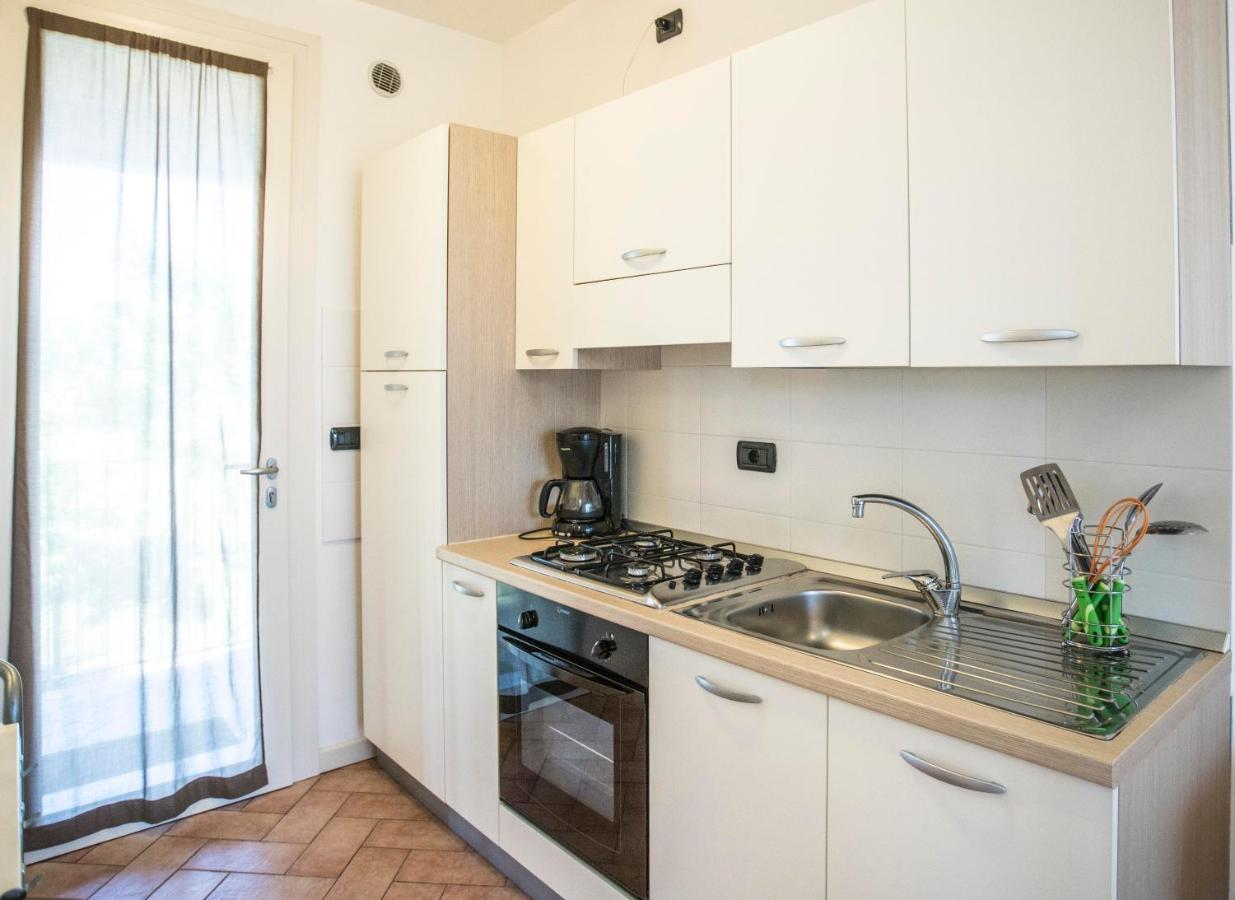 Residence Karina Moniga del Garda Exterior foto