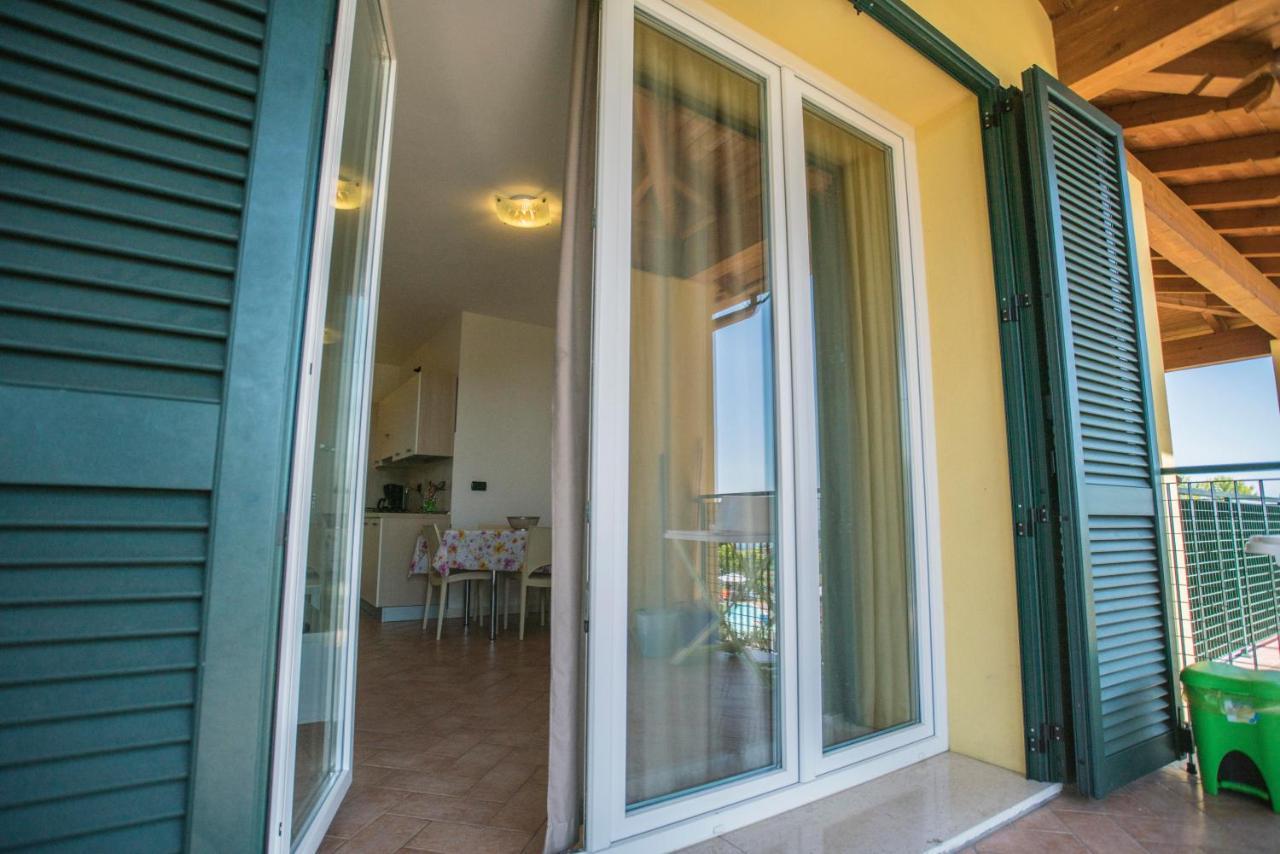 Residence Karina Moniga del Garda Exterior foto